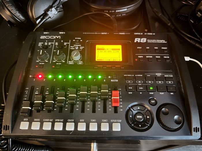 Zoom R8 multitrack