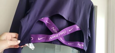 NIKE Pro Purple Cropped Long Sleeve Top with Elasticated back detail - Sz XL (Fit 16-18UK) - Bnwt Rrp 45