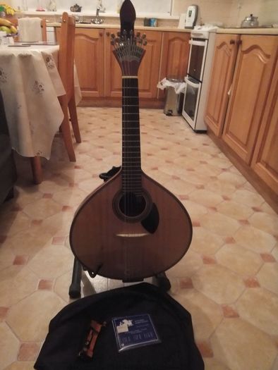 Portuguese Guitarranda