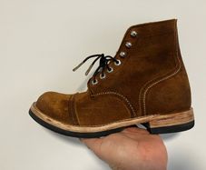 Boots size UK8/42
