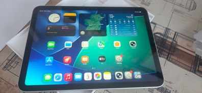 iPad A16 256 brand new