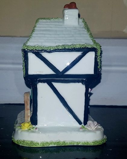Coalport Cottage Collectables "The Old Curiosity Shop" Fine Bone China