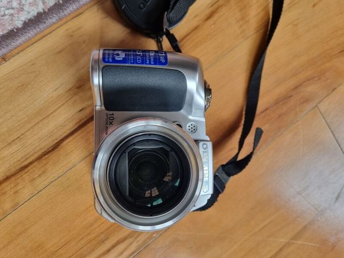 OM SYSTEM OLYMPUS SP-510 Ultra Zoom 7.1MP Digital Camera with Digital Image Stabilized 10x Optical Zoom