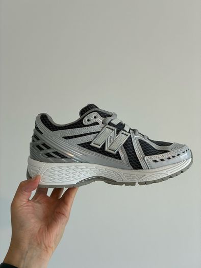 New Balance 1906R