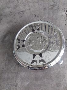 Queen Elizabeth teapot stand