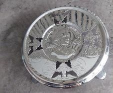 Queen Elizabeth teapot stand