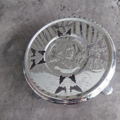 Queen Elizabeth teapot stand