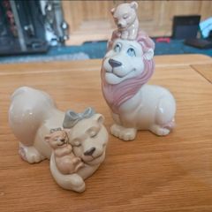 2 Vintage Nao Lion King figurines - very rare