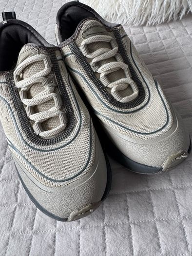 Boys Zara Sneakers Size 32
