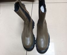 Zara Chunky  Leather   Calf Length Boots. S. 40 - 7.   B.N.W.T.