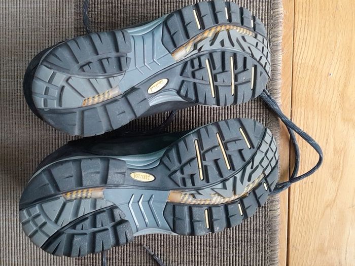 walking boots - Meindl (maker) - size 4 1/2 (UK) / 37 1/2 (EU)