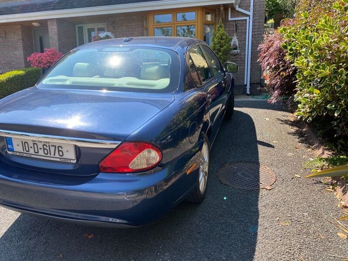 Jaguar X-Type 2010