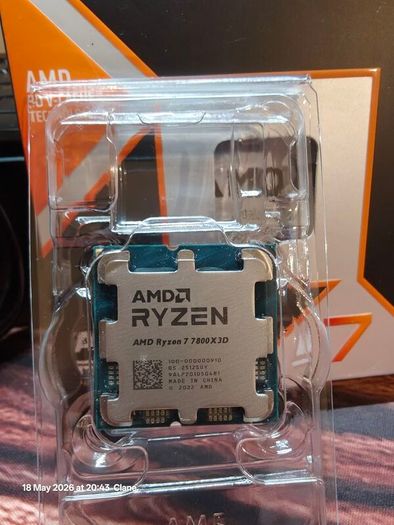 AMD Ryzen 7 7800X3D Desktop CPU , like new