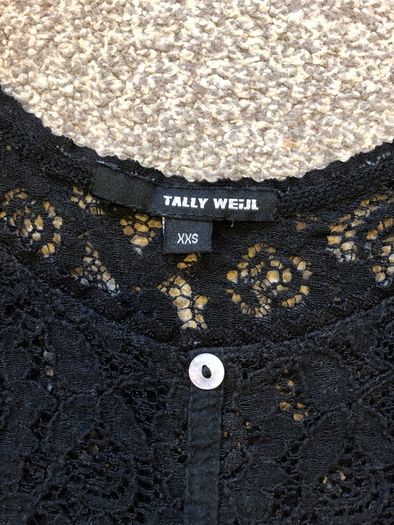 Lace Black top