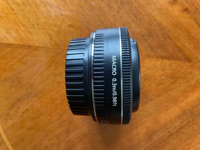 Canon EF 40mm f/2.8 STM "Pancake" lens