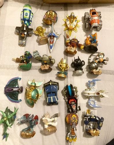 READ THE AD INFO - Skylanders Swap Force & Superchargers - work on all consoles ( Nintendo PS5 PS4 PS3 Wii XBox Switch iPad Playstation etc.)