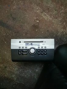 suzuki swift cd player radio