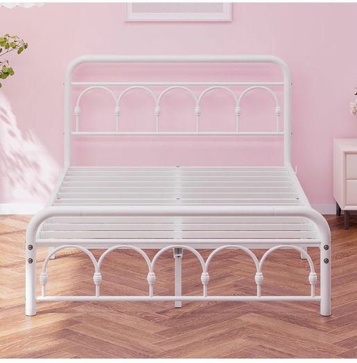 4ft6 Double Bed Frame with High Headboard and Foot