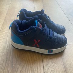 Heelys Boys Sidewalk roller trainers