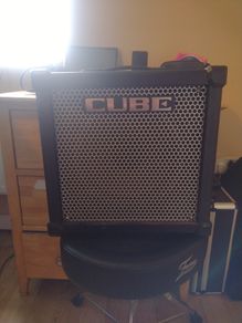 Roland cube 40gx