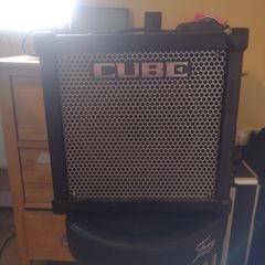 Roland cube 40gx