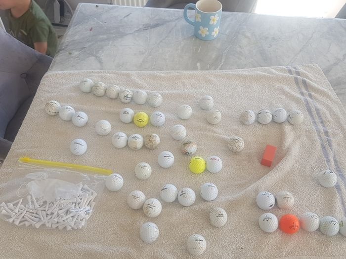 golf ball and tees