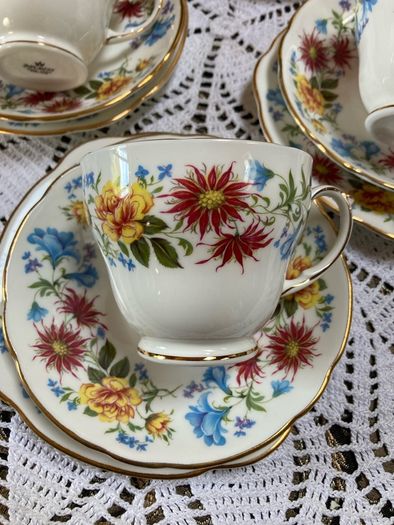 Dushes tea set