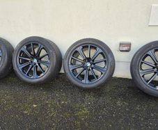 Genuine BMW X5 / X6 20-inch 748M Alloy Wheels, Tyres and TPMS
