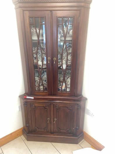 Display Cabinet