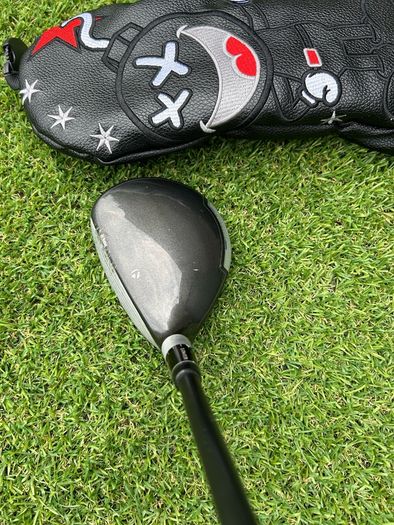 Taylormade SLDR 5  wood