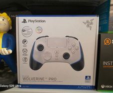 Razer Wolverine V2 PRO PS5 comtroller PlayStation 5