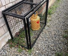 Gas Cylinder Safety Cage and Gas Cannister (full)