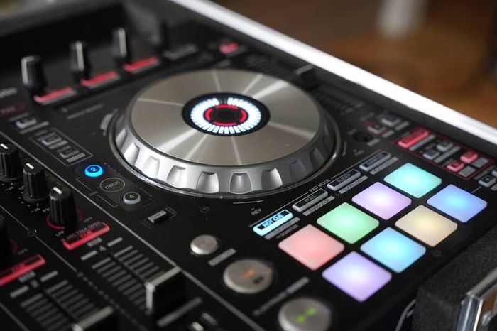Pioneer DDJ-SX2 & Flight Case