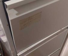 Free filling cabinet