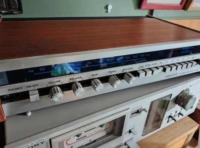 Tandberg TR-200 Stereo Receiver Amplifier. Vintage