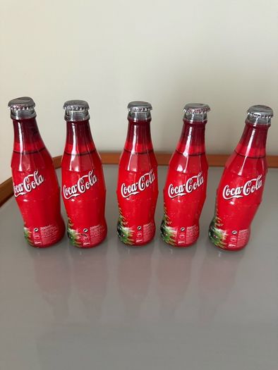 5 Vintage Coca Cola bottles