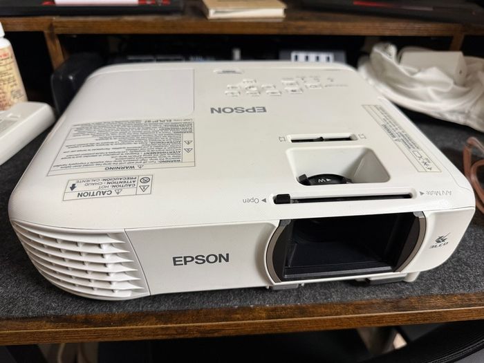 Epson Home Cinema 1080 Projector