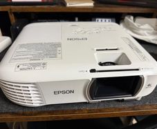 Epson Home Cinema 1080 Projector