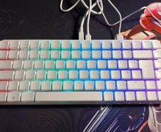 Raspberry Pi 500+ Desktop Kit
