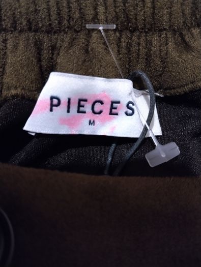 Beautiful Pieces Skirt, New