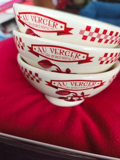 set of three Au Verger de grand mere jam or dip bowls