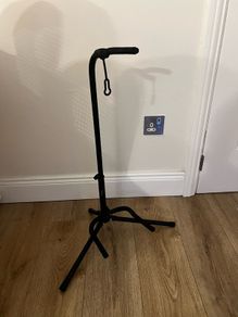 guitar stand