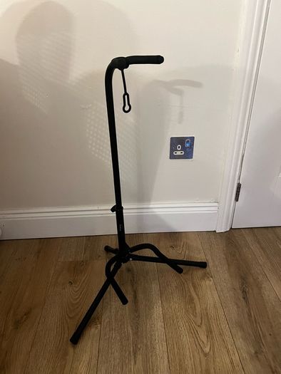 guitar stand