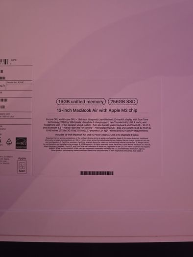 Macbook Air M2 13.6 inch