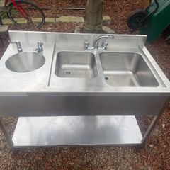 Stainless steel double-sink unit