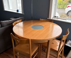 Kitchen table