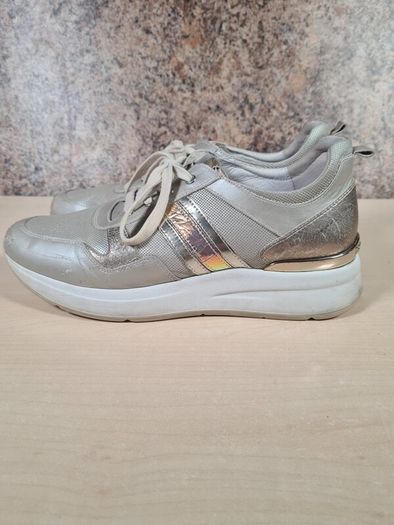womens NERO GIARDINI  trainers runners shoes Size UK 7 EU 40