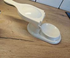 Dumpling maker