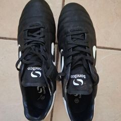 Sondico football boots - Size UK 5.5