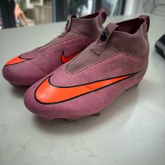 Nike KM football boots